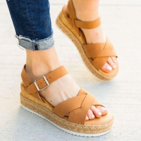 Shoes - JUST IN ‼️CAMEL ESPADRILLE SANDALS- shoe